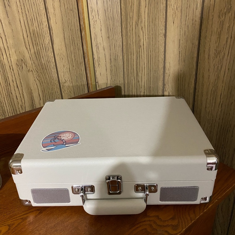 crosley white record player